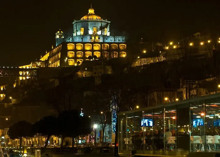 Enjoy By City Hosts Appartement *